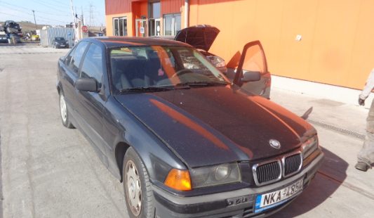 BMW 316    1993